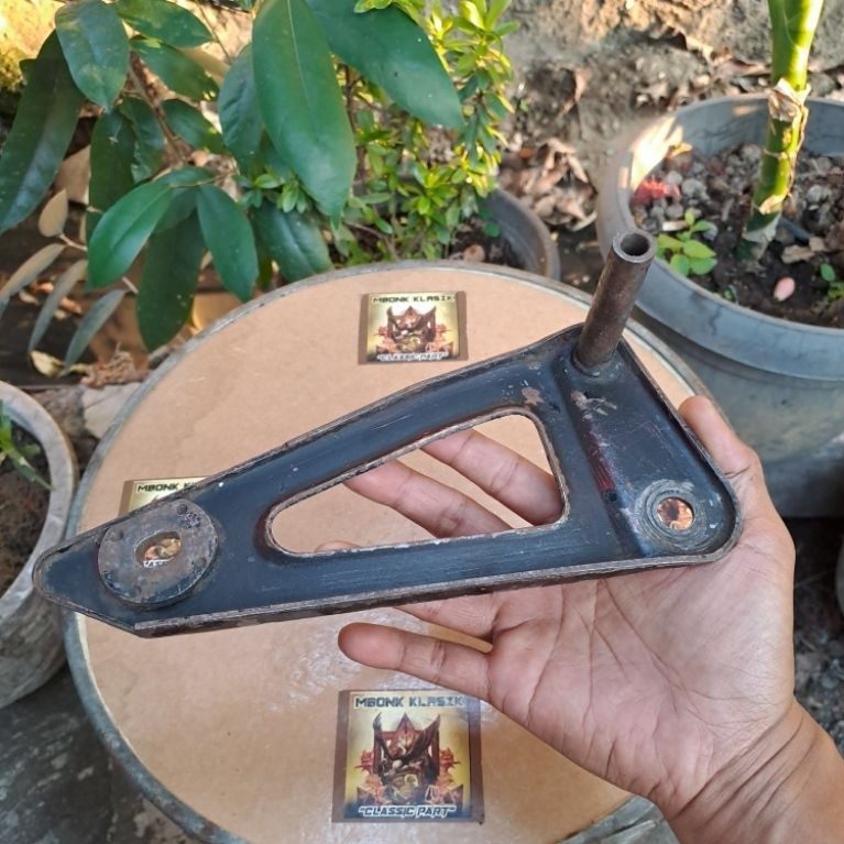 bracket knalpot rx king rxs yt115 ORIGINAL dudukan knalpot rx king rxs yt115 gantungan knalpot yamah