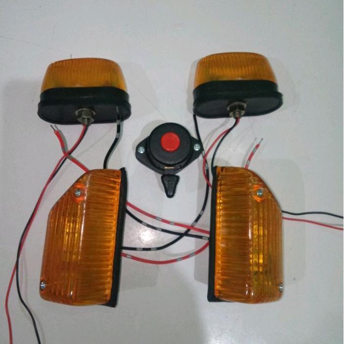 Lampu Sein Vespa Bajaj Dan Saklar Sein Hazard Vespa Bajaj, Super, Sprint. Original Dan Terpercaya