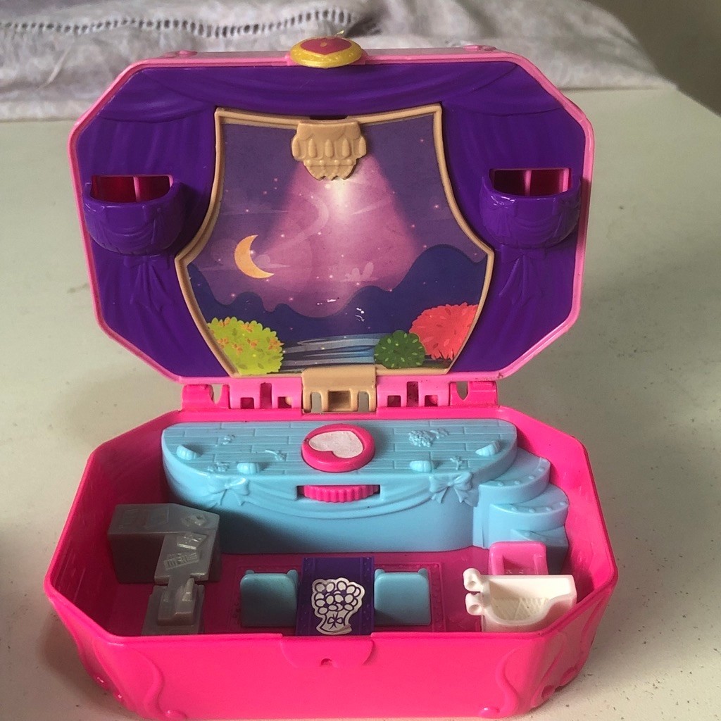 MATTEL Mainan Polly Pocket Tinny Twirlin Music Box Kondisi Baik Preloved