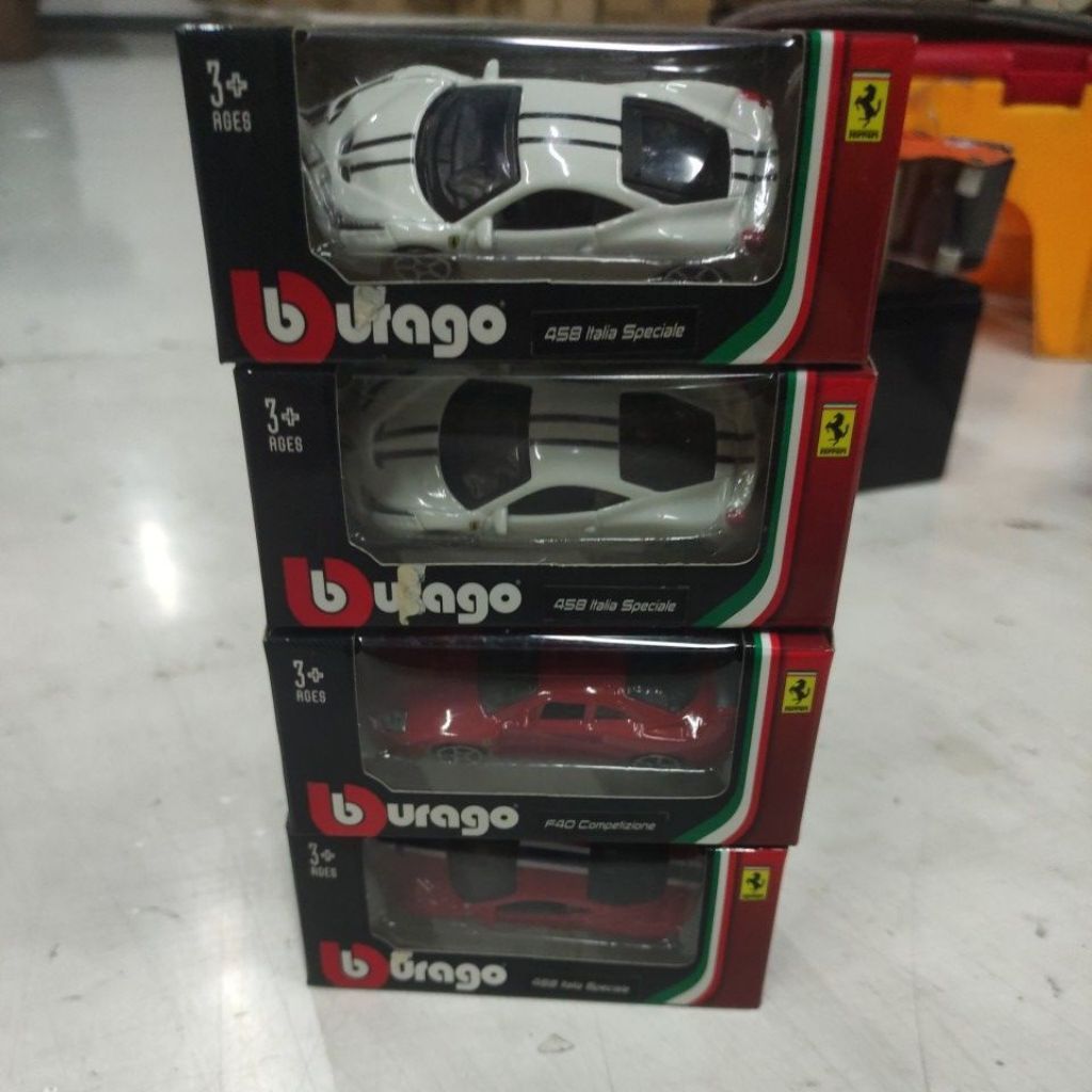 burago 1:64 ferrari