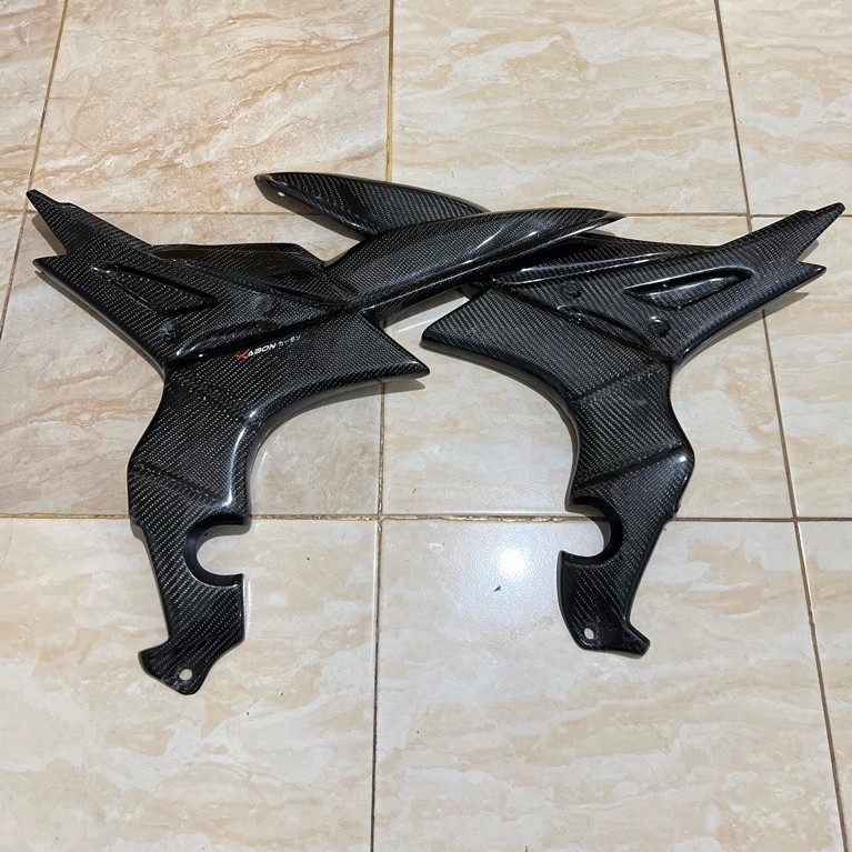 Cover Deltabox CBR250RR Kabon