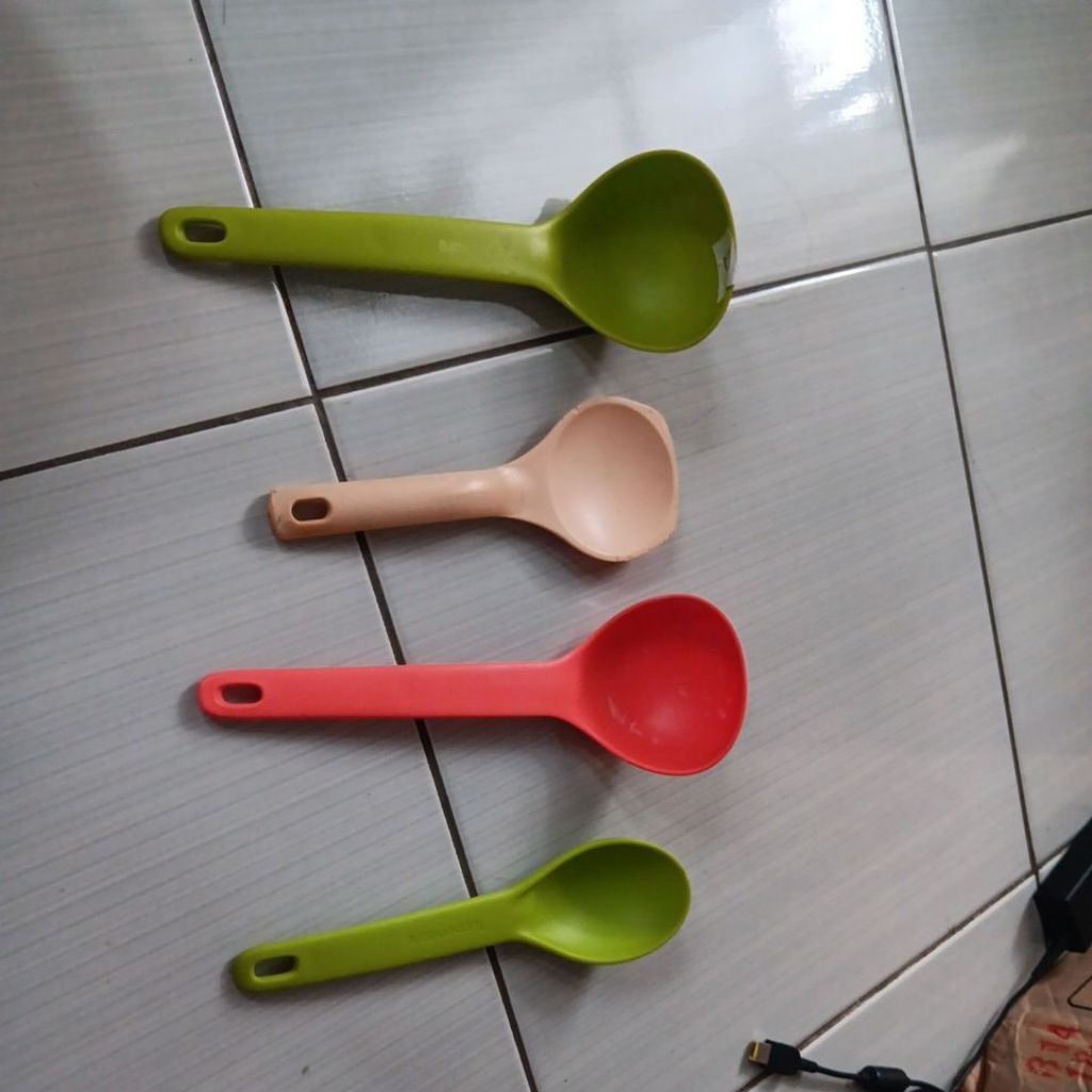centong, sendok nasi tupperware second