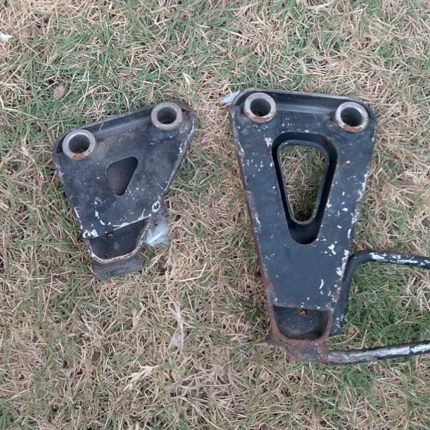 breket dudukan foot step belakang kawasaki klx 150 ORIGINAL footstep belakang kawasaki klx 150 poste