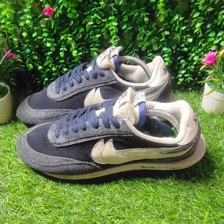 Sepatu Fragmen design x sacai x Nike LDV Waffle 'blue void' size 42
