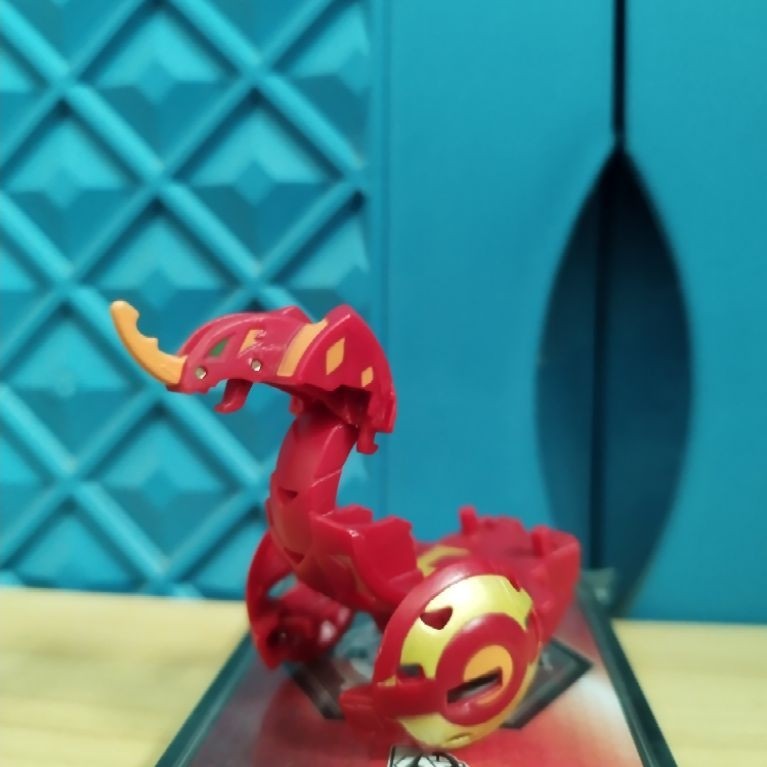 BAKUGAN B2 FANGOID