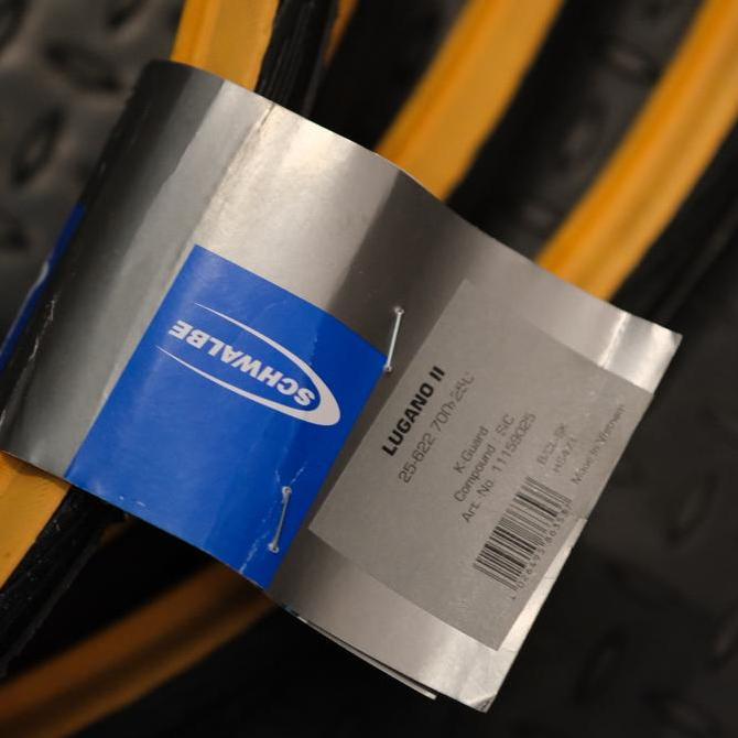 ban luar schwalbe lugano 700x25