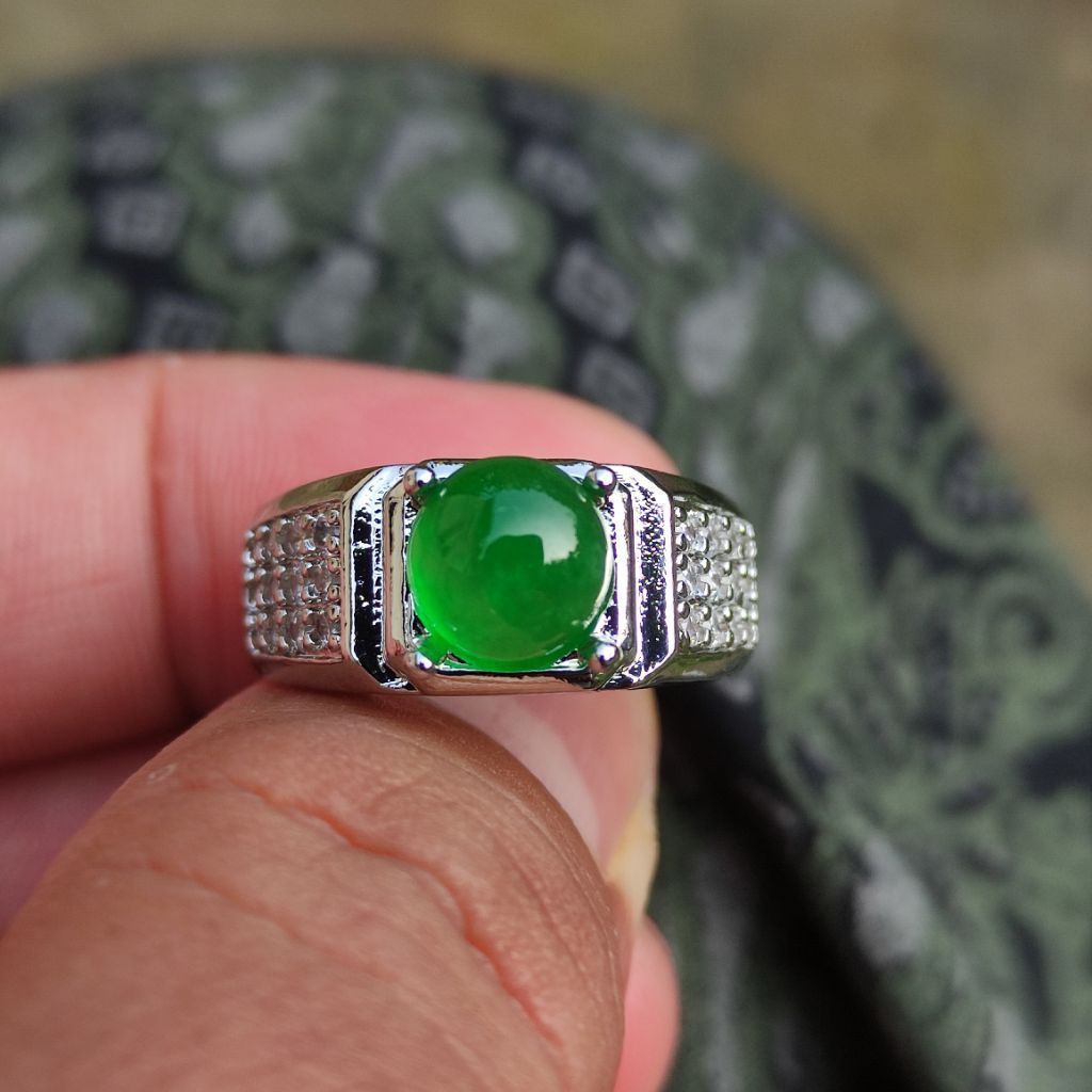 100% natural asli alam cincin batu giok burma tipe C grade A menggunakan titanium super premium