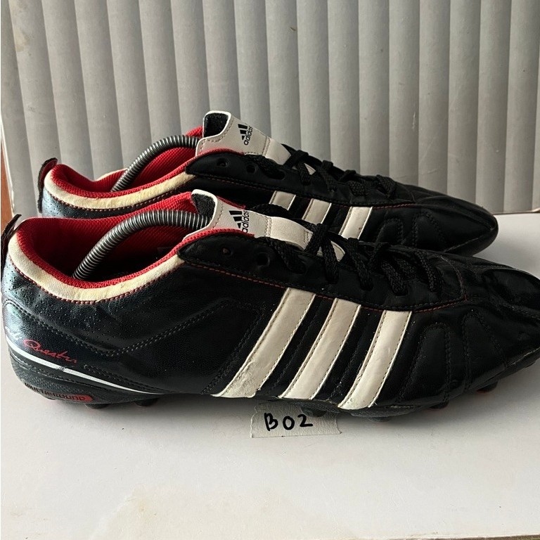 Sepatu Bola Adidas AdiQuestra Size 47/30,5cm