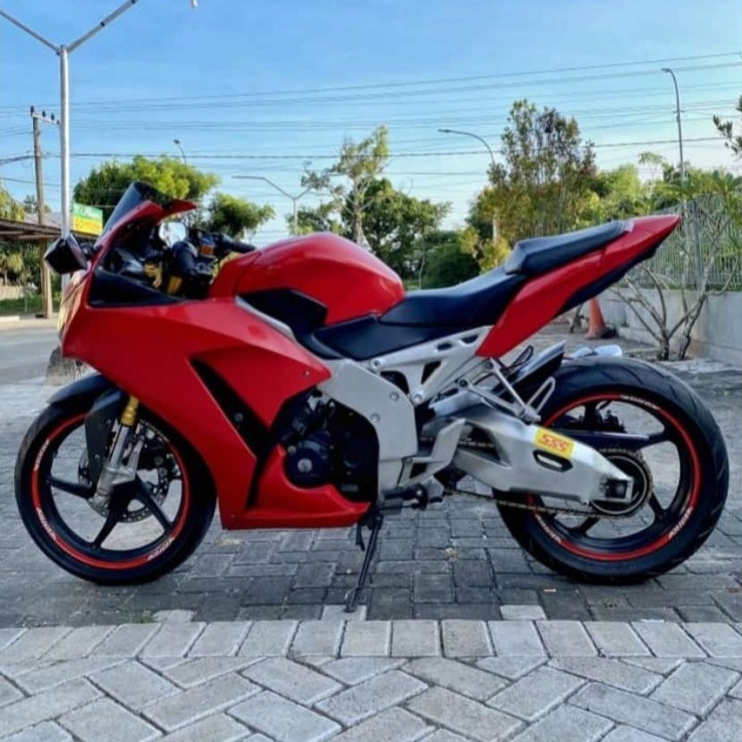 BODY BELAKANG MODEL RAMPING CBR 150 LOKAL K45 K45A CBR 250 K33