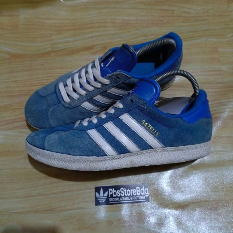 sepatu Adidas gazzele size 42 second original