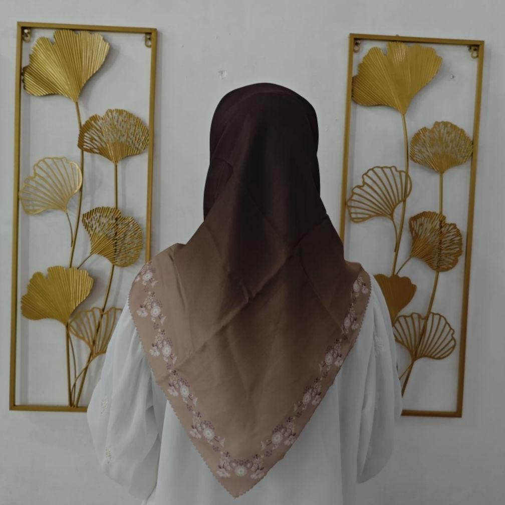 Berkualitas Hijab Segi Empat Motif Bunga Merah Hitam Maruun Ungu Coklat Denim Original