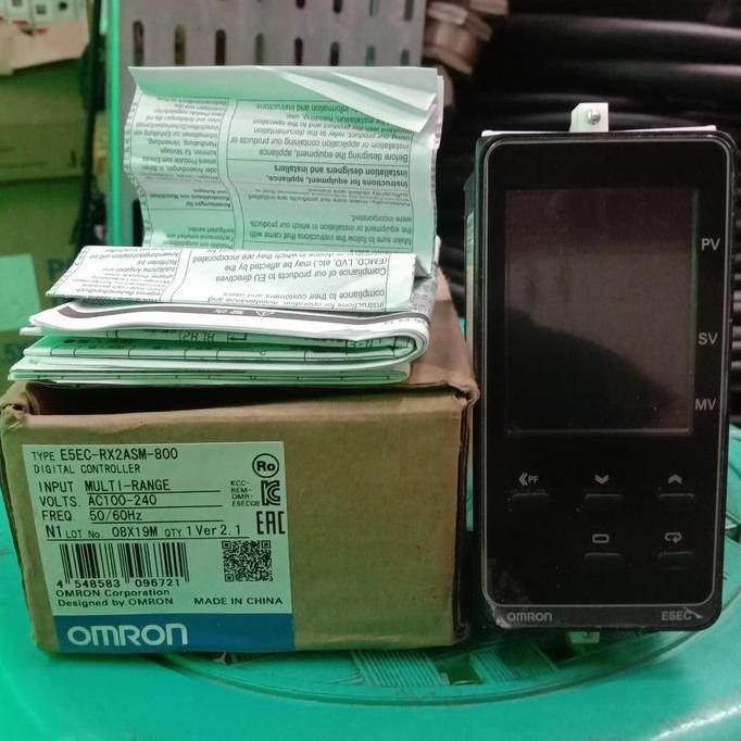 digital controller OMRON E5EC-RX2ASM-800