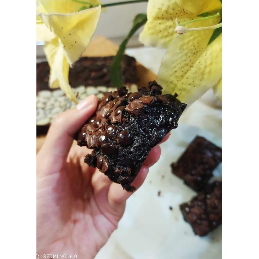 

Melted Brownies Cokelat Pesonal Size Topping Almond Oreo Sierqueen Milo Cubes Food Frozen Kue Cemilan