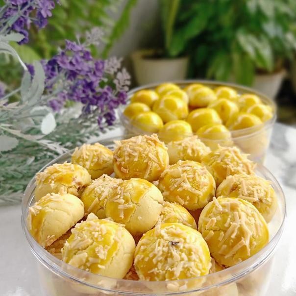 

Nastar Gram Isi Selai Nanas Topping Keju Enak Kue Lebaran Natal