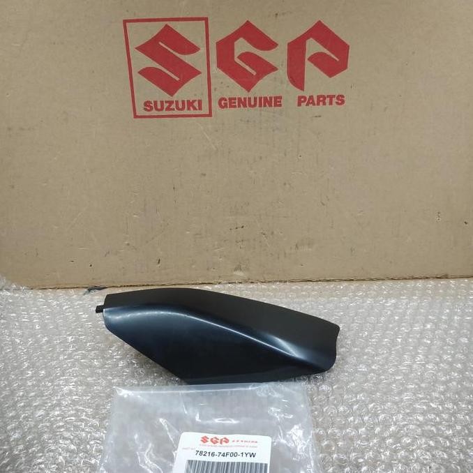 78216-74F00-1YW COVER ROOF RAIL DEPAN KANAN SUZUKI KARIMUN KOTAK 99-00 ORIGINAL DAN TERPERCAYA