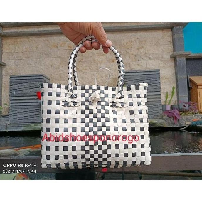 DB202 }} MURAHH Tas anyaman plastik grosir murah tas monochrome