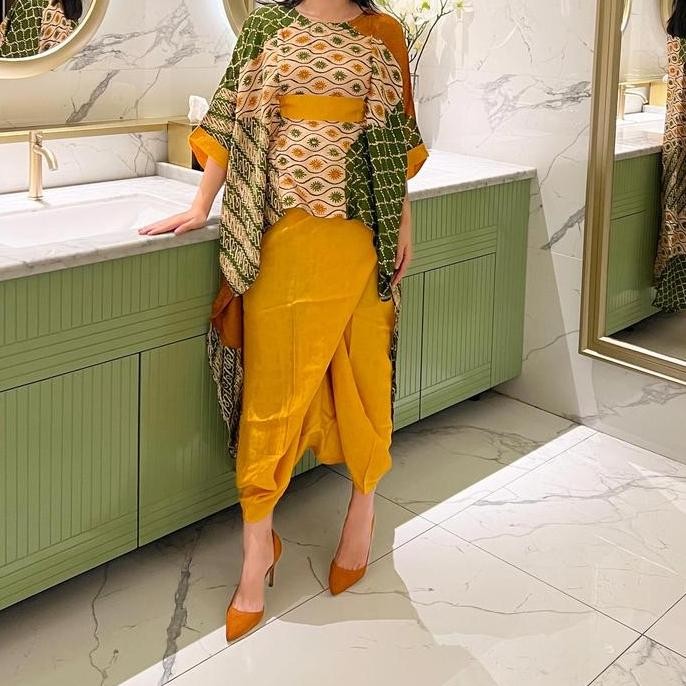 Lausboutique-Prambanan Set-Setelan Batik