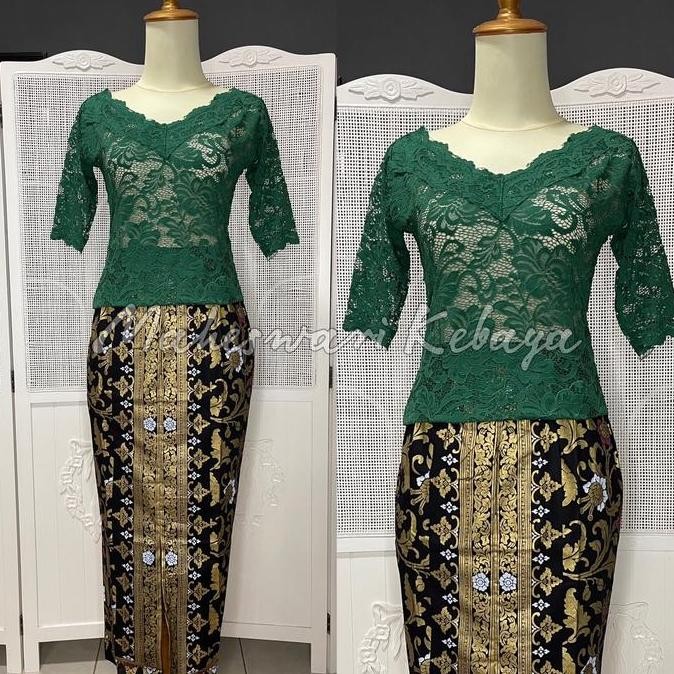 Kebaya Bali Set Brukat Sabrina Pendek Hijau Botol Rok Panjang