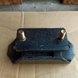 Mounting Transmisi Panther