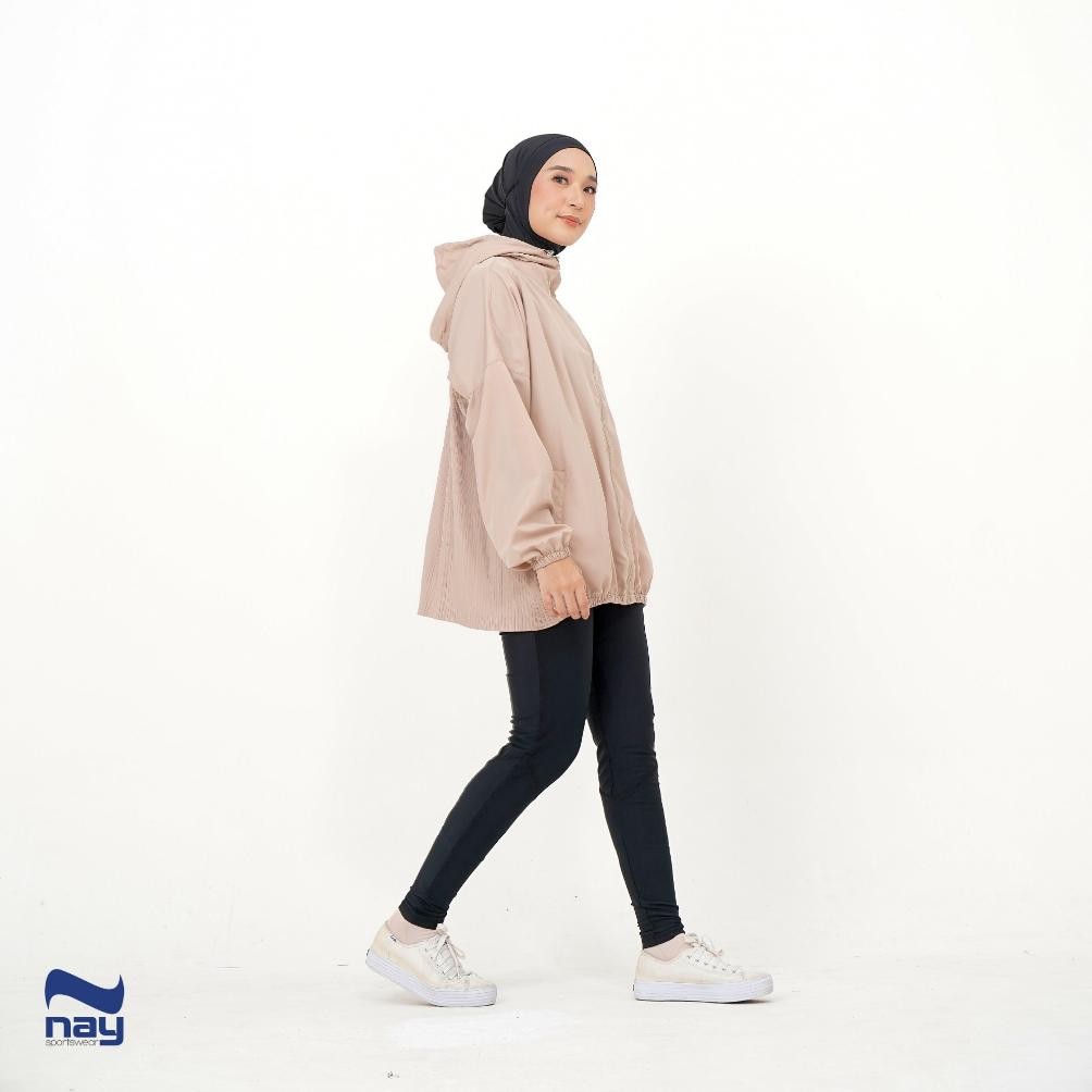 Jacket Olahraga Wanita Parasut Oversized - Heera Jacket (Beige)