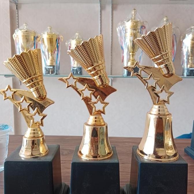 piala set kok badminton NS