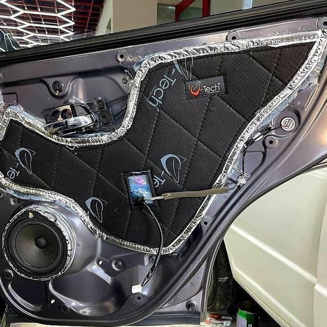 Honda HRV Peredam Suara 4 Pintu Mobil