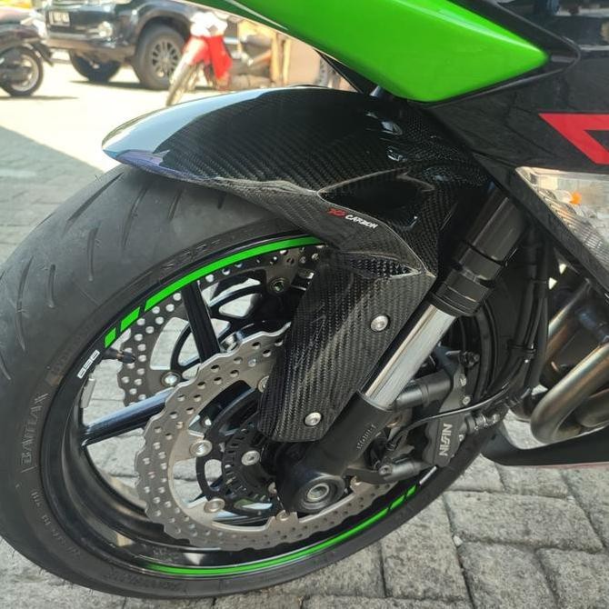 Spakbor depan carbon kevlar ZX6R 2022 Original