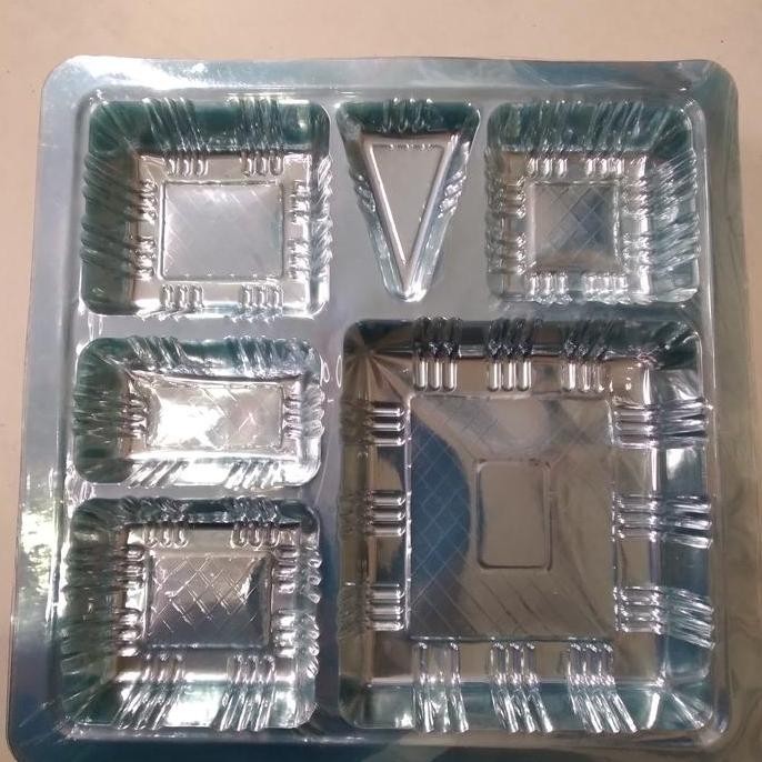 Mika Nasi Kotak Bening Uk 22Cm Sekat 6