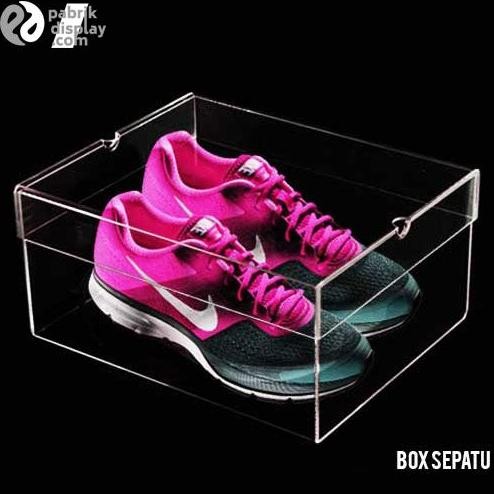 Kotak Sepatu / Box Sepatu / Display Sepatu Akrilik