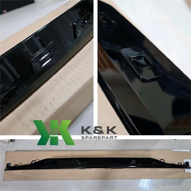 ------] Trunklid Fortuner th 2025 (100% Original)