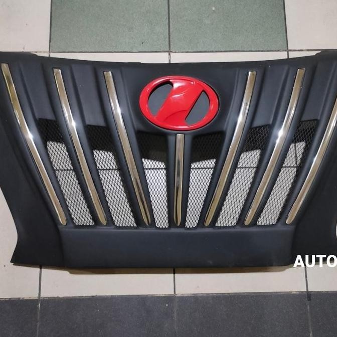 Grill avanza 2019 - 2 model prado