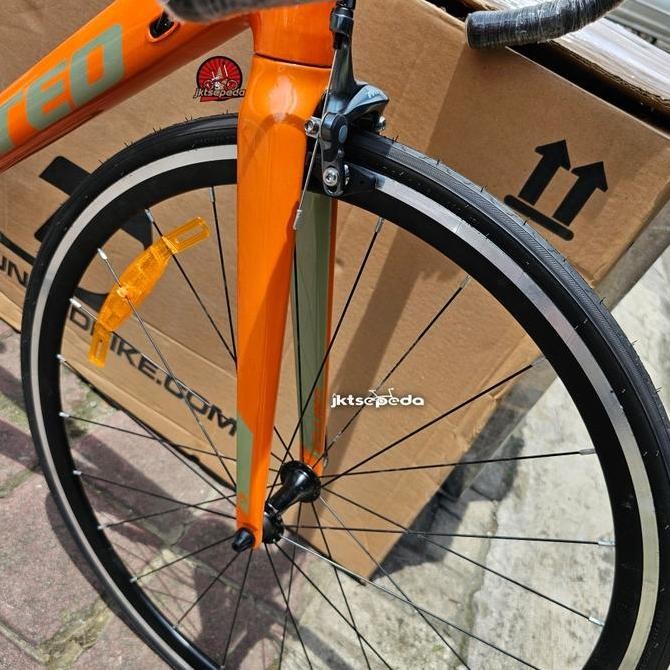 Sepeda Roadbike UNITED Vitessa 2.00