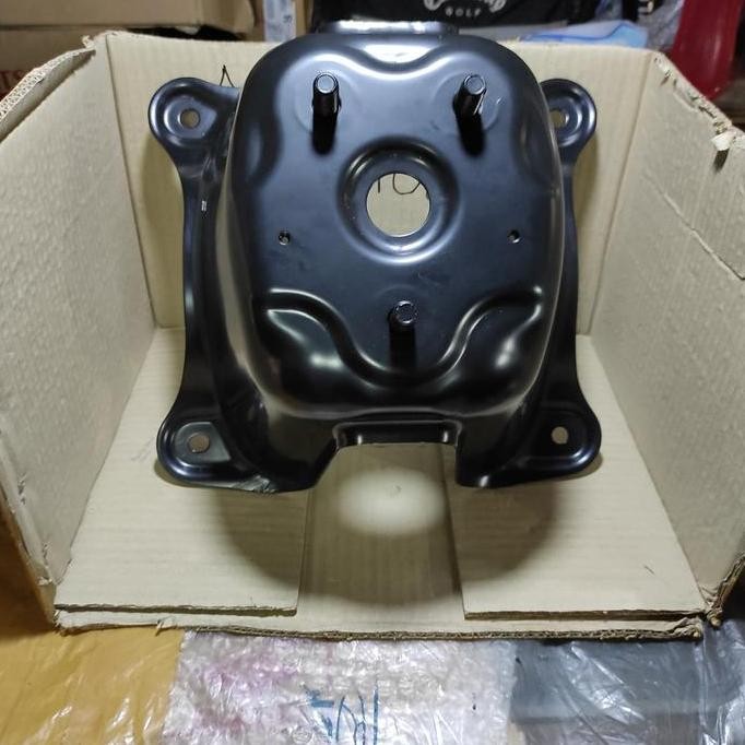 Gantungan Ban serep Grand vitara