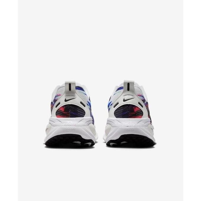 Sepatu Lari Pria Nike Vomero 18 Se White - Ib8164-999