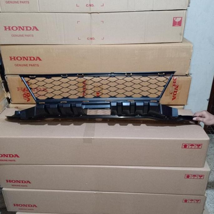 Ram bumper / Grill Bumper Bawah Mobilio RS 2017-2023 Genuine