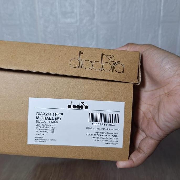 Sepatu Running Diadora Michael Black Original