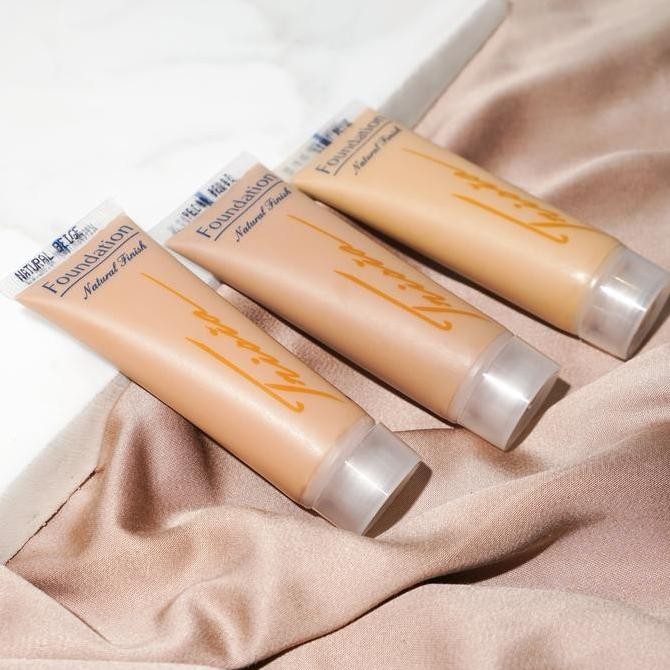 Trisia Foundation Natural Finish Liquid Concealer Wajah - Alas Bedak Tidak Lengket & Tahan Lama
