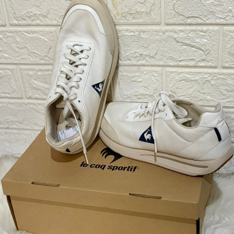 Sepatu putih le coq preloved
