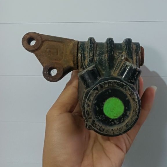 kaliper rem depan Kawasaki Binter KH 100 GTO  original copotan kaliper GTO original