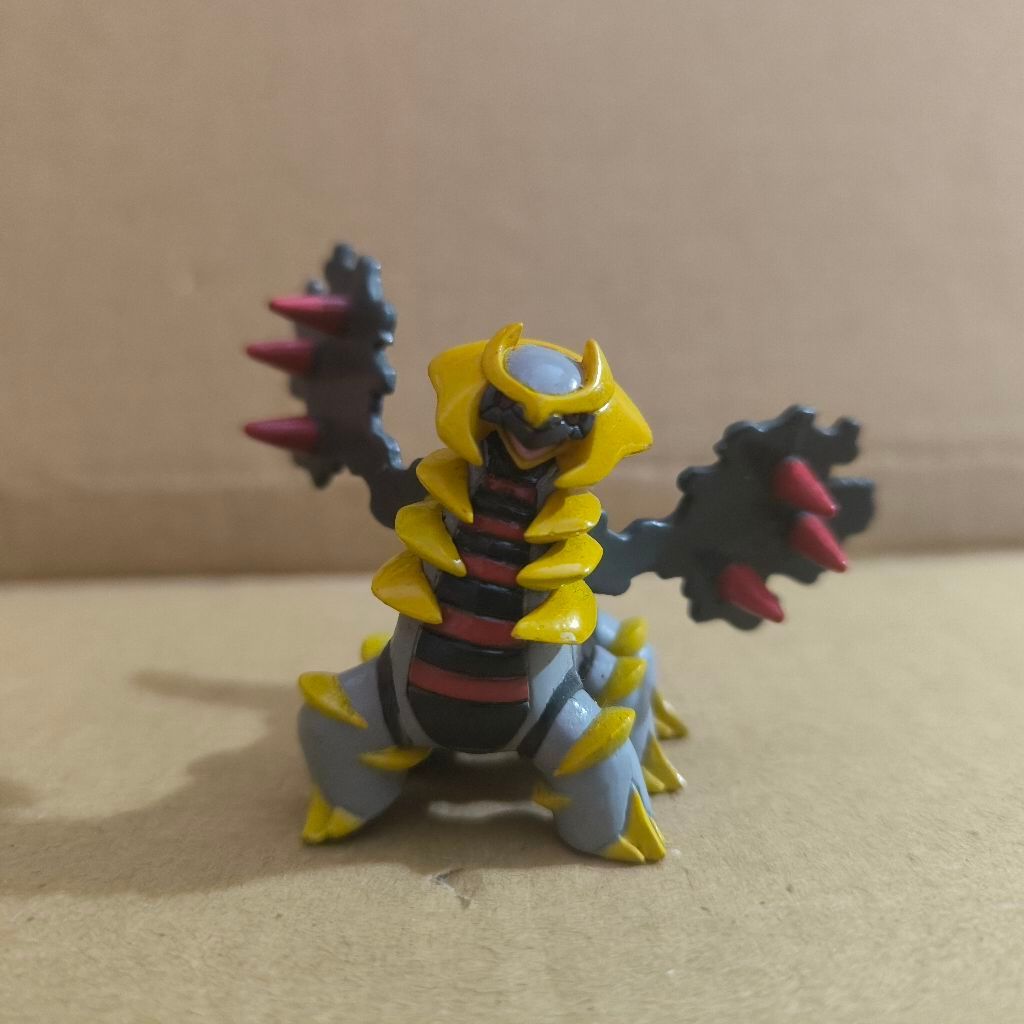 Pokemon Figure Giratina Moncolle Takara Tomy Action Figure Japan Toy Collection tcg MC ex Nintendo B