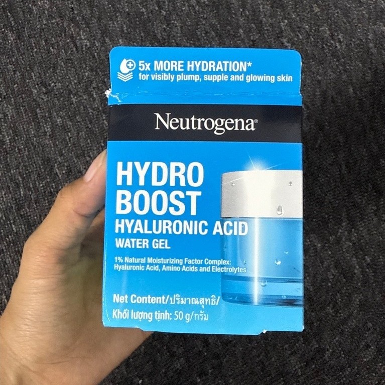 neutrogena hydro boost water gel (new)