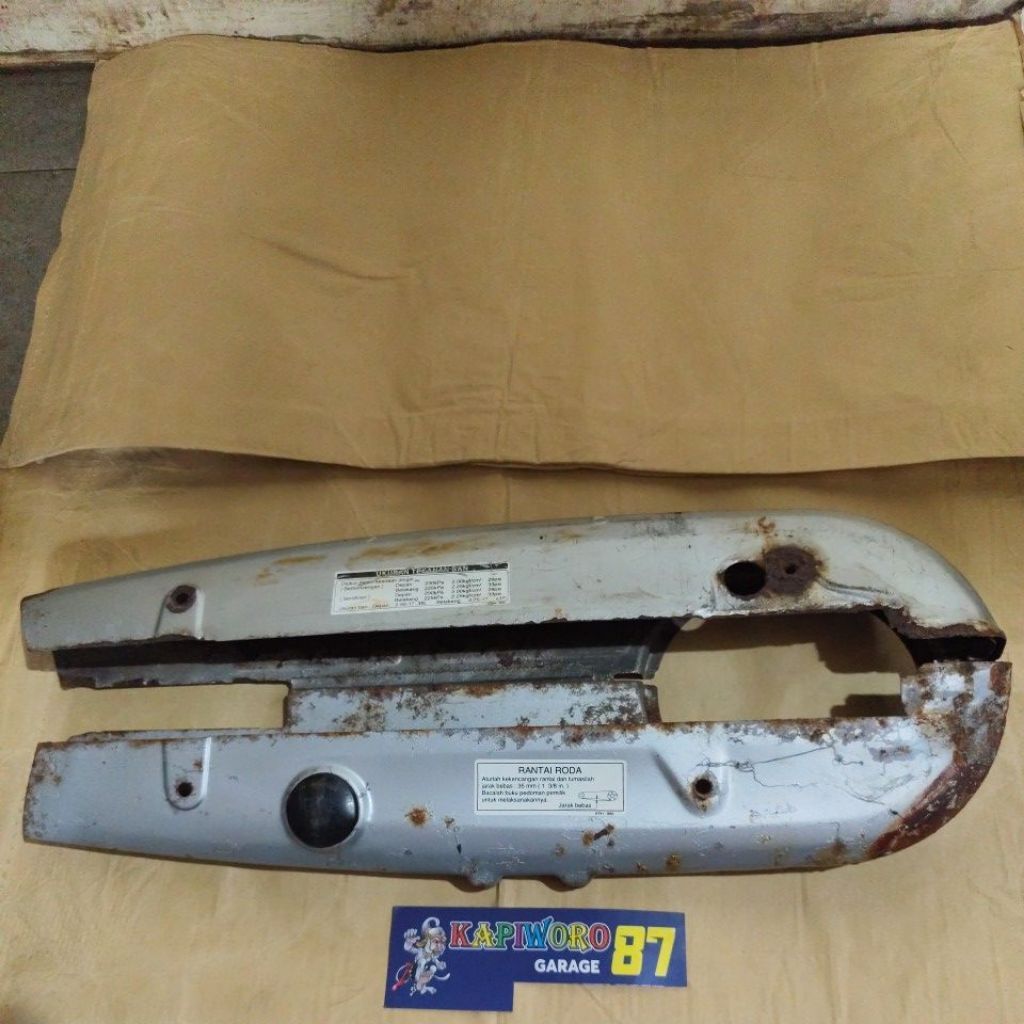 katengkas pelindung rantai honda karisma D karisma 125 ori