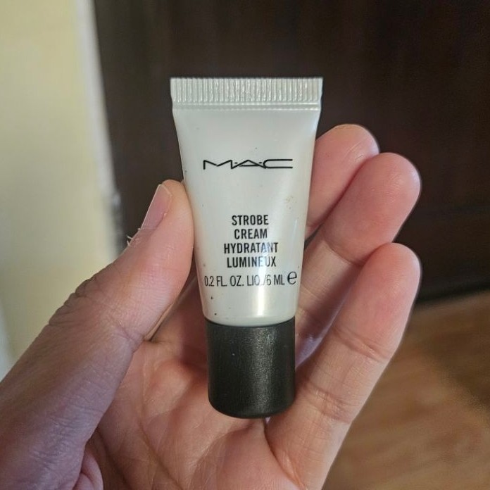 mac strobe cream pink light