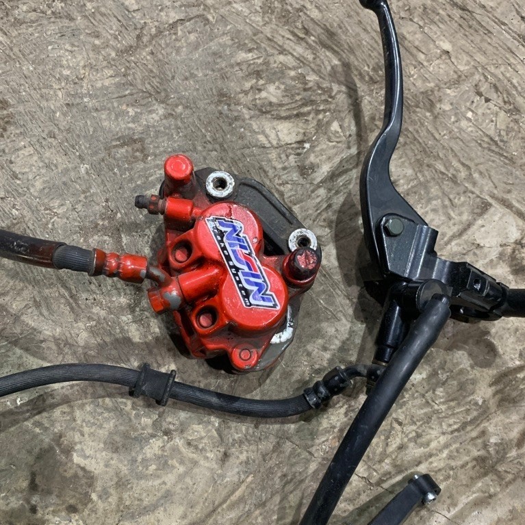 kaliper caliper pala babi set master rem Bajaj pulsar 135 LS