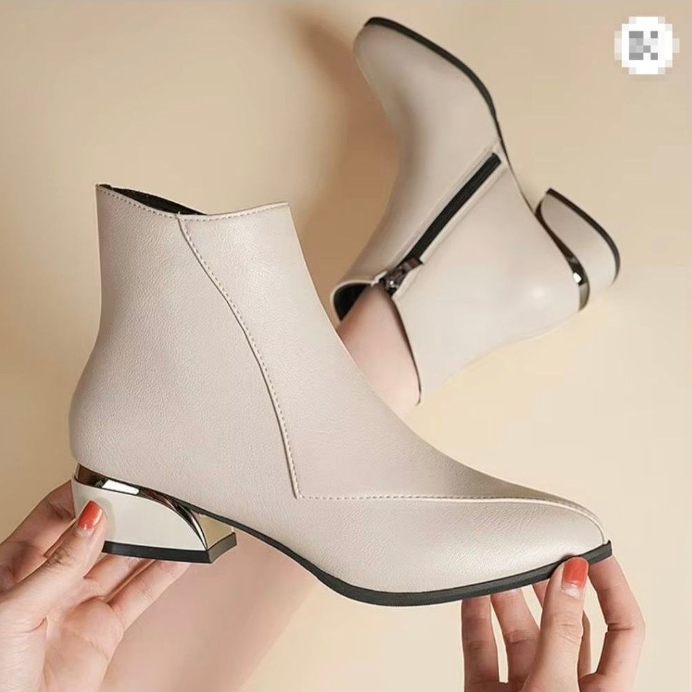 Sepatu Boots Wanita Block Heel Ankle Boots (BO9013)