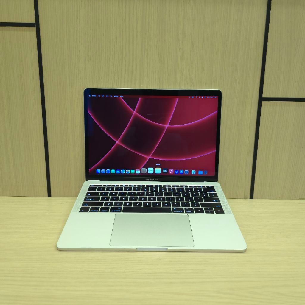 MacBook Pro Retina 13 2017 CTO Core i5 RAM 16GB SSD 256GB
