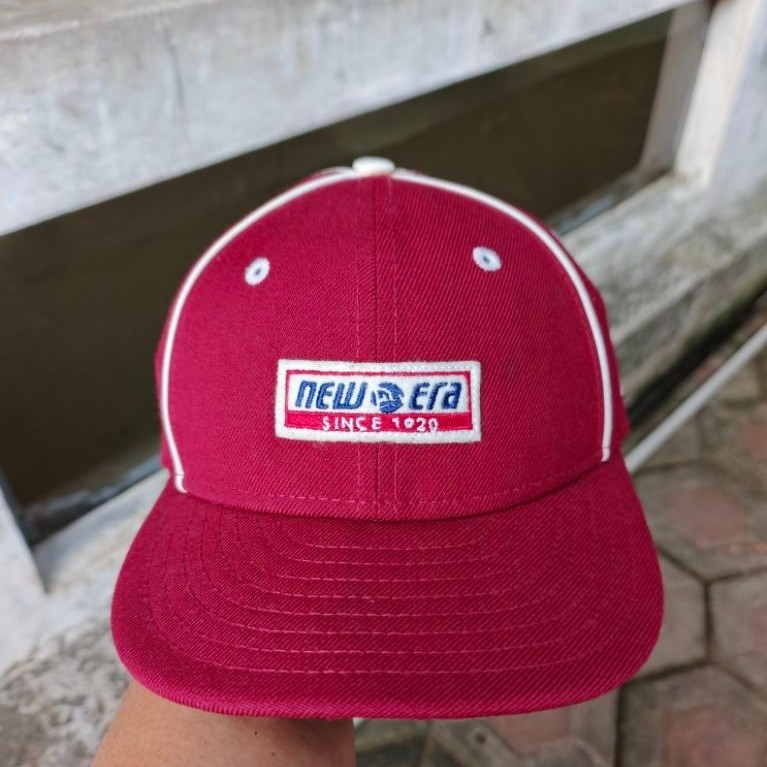 Topi Snapback NEW ERA Logo