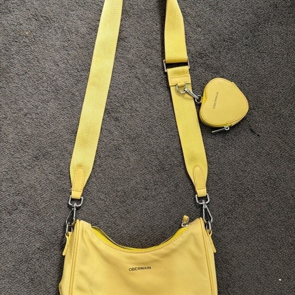 Preloved Tas Obermain LOVEY BESS Yellow Original 100%