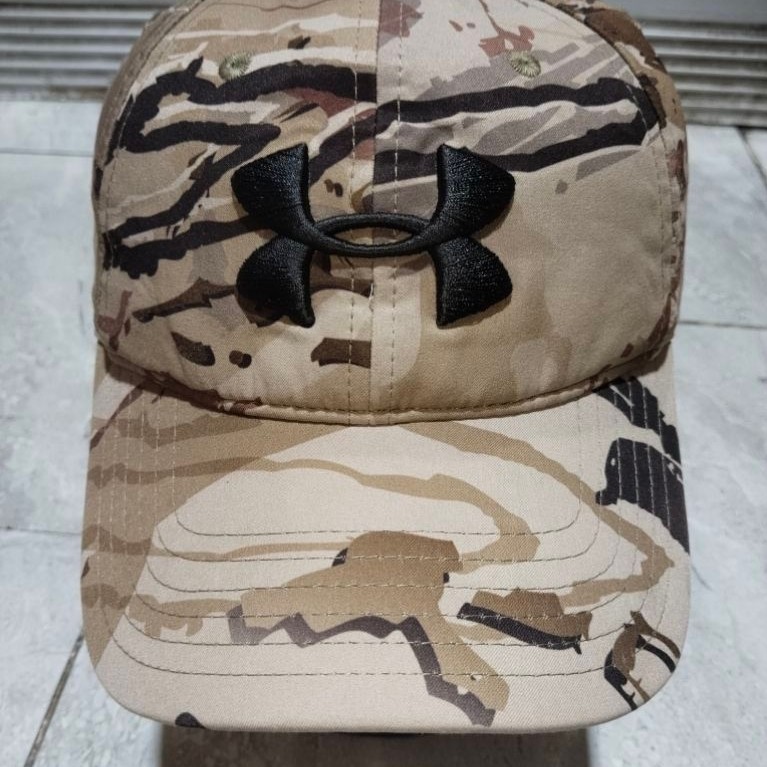 Topi Under Armour UA Storm Camo Fitted Cap Size MD/LG Second Original