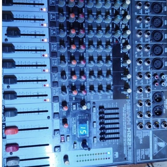 mixer behringer xenyx x1222usb second